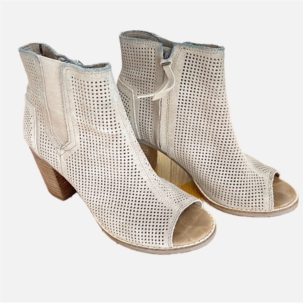 TOMS Majorca Peep Toe Stucco Suede Shoes Size 7.5